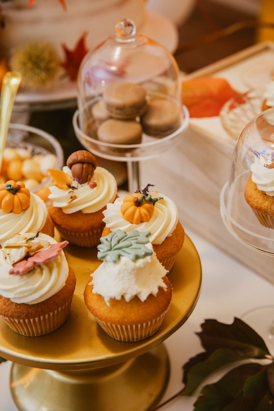 Dettaglio cupcake decorati a tema autunnale